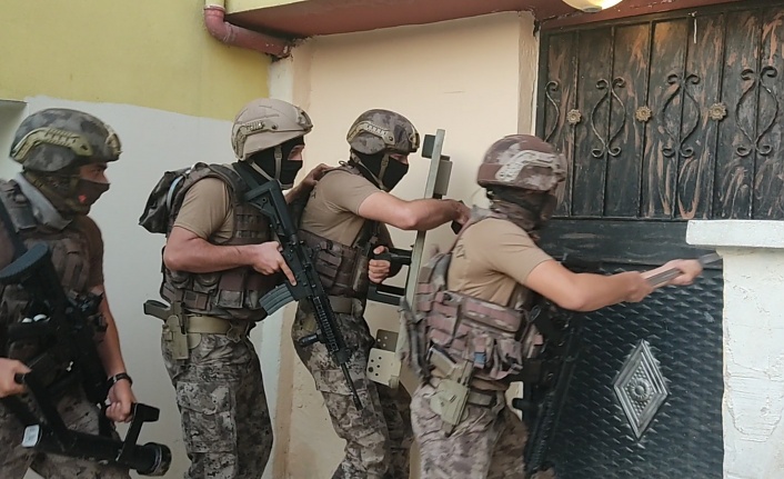 Mersin'de tefeci operasyonu: 13 gözaltı