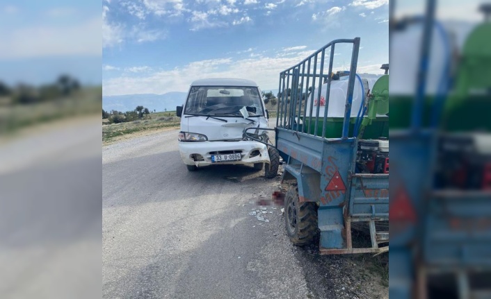 Mersin’de Kaza: 2 Kişi Yaralandı