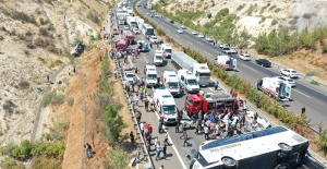 Gaziantep'te feci kaza: 16 ölü, 21 yaralı